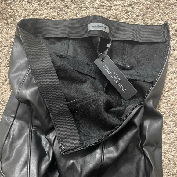 Manier de voir Vegan leather and patent rubbed black leggings - Picture 13 of 15